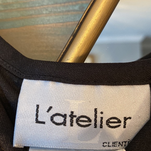 Gorgeous ladies dress! Vintage perfected! - Picture 3 of 5